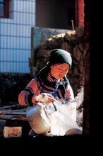 Fillette à la campagne, Ahni, Chine