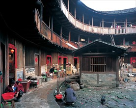 Cour intérieure du batiment Tu, dans la province du Fujian, Chine