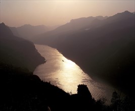 La gorge Xiling, une des Trois Gorges du fleuve Changjiang, Chine