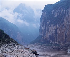 Three Gorges of Chang Jiang River, Xiling Gorge, Qutang Gorge, Kuimen, China, China