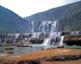 Les cascades Jiulong, Chine