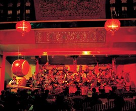 Fête organisée par l'ethnie Naxi à Lijiang, Chine