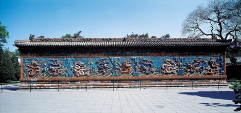 Le Mur aux neuf dragons du parc de Beihai, Pékin, Chine