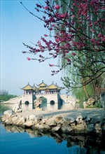 Le Pont aux cinq pagodes, Chine
