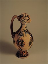 Vase en terre cuite à glaçure trois couleurs. Dynastie Tang.