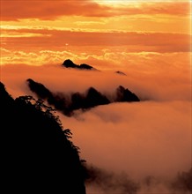 Sunrise of Penlai, Huangshan mountain, China