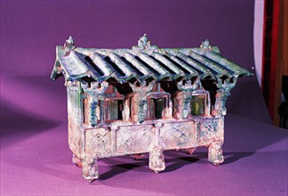 A green-glazed pottery warehouse dated from East Han Dynasty,China