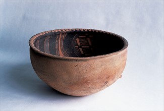 A pottery ware dated from Spring and Autumn Period in ancient China