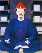 Portrait of emperor Kangxi in casual dress reading books, Qing Dynasty