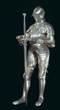 De Augsburgo, Charles V's parade armor with sword