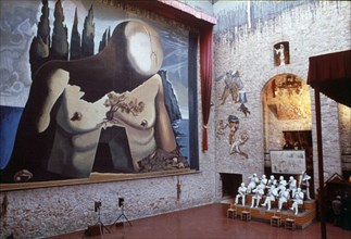 Dali, Backdrop for the Ballet, the Labyrinth and the Verse