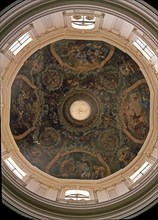 Coupole baroque de l'église Salesas Reales à Madrid