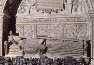 CAPILLA DE LOS REYES NUEVOS - SEPULCRO DE ENRIQUE III DE CASTILLA (1379/1406)
TOLEDO,