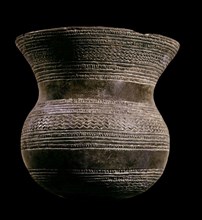 Bell-shaped vase from Ciempozuelos