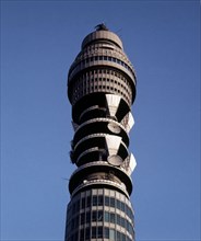 PARTE ALTA DE LA POST OFFICE TOWER
LONDRES, EXTERIOR
INGLATERRA

This image is not downloadable