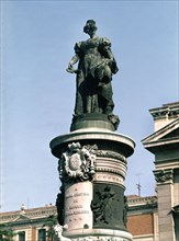 Monument to Queen Maria Cristina in the Calle Felipe IV