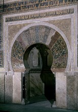 ENTRADA AL MIHRAB - AMPLIACION DE AL-HAKAM II 962/966
CORDOBA, MEZQUITA
CORDOBA

This image is