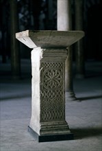SALA ABD AL RAHMAN I-PEDESTAL VISIGODO
CORDOBA, MEZQUITA
CORDOBA

This image is not