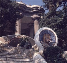 GAUDI ANTONI 1852-1926
ESCALERAS
BARCELONA, PARQUE GÜELL
BARCELONA