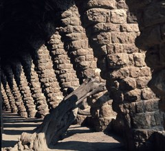 GAUDI ANTONI 1852-1926
PASADIZO
BARCELONA, PARQUE GÜELL
BARCELONA