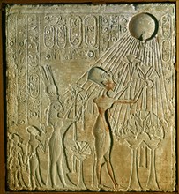Stele representing Akhenaten