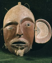 MASCARA QUE REPRESENTA ROSTRO HUMANO DE NUTKA-EXPEDICION DE MALASPINA - 1791
MADRID, MUSEO DE