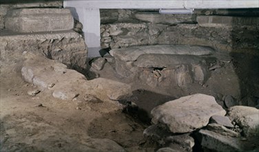 EXCAVACIONES DE LA NECROPOLIS SUEVICA SIGLO VI
SANTIAGO DE COMPOSTELA, CATEDRAL
CORUÑA