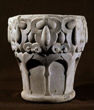 CAPITEL OCTOGONAL EN MARMOL S XIV
GRANADA, MUSEO HISPANO-MUSULMAN
GRANADA