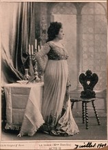 *HERICLEE DARCLEE CANTANTE RUMANA REPRESENTA A TOSCA
PARIS, MUSEO DE LA OPERA
FRANCIA