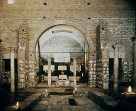 *CATACUMBA
ROMA, BASILICA SAN NEREO
ITALIA

This image is not downloadable. Contact us for the