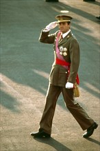 Salut de Juan Carlos en tant que maréchal de l'armée