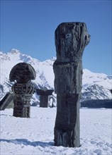 SCHNABEL JULIAN 1951-
ESCULTURAS-EN ANTIGUA PISTA PATINAJE FRENTE HOTEL CHANTARELA
SAN MORITZ,