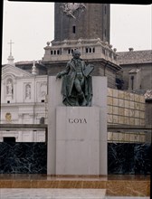 The Pilar's Place Monument dedicated to Goya