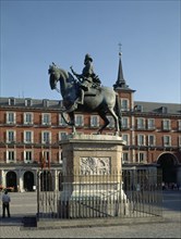 TACCA PIETRO 1577/1640
ESTATUA ECUESTRE DE FELIPE III EN EL CENTRO DE LA PLAZA
MADRID, PLAZA