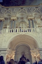 ESCALERA
SAN PETESBURGO, MUSEO ERMITAGE
RUSIA

This image is not downloadable. Contact us for