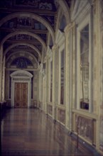 INTERIOR
SAN PETESBURGO, MUSEO ERMITAGE
RUSIA

This image is not downloadable. Contact us for