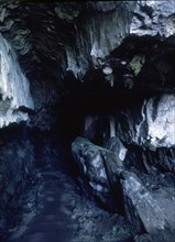 INTERIOR
PIMIANGO, CUEVA DEL PINDAL
ASTURIAS

This image is not downloadable. Contact us for