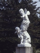 JARDINES-ESCULTURA
CUDILLERO, PALACIO DEL PITO
ASTURIAS

This image is not downloadable.