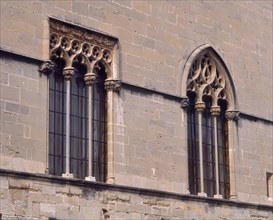 VENTANAS EN LA FACHADA
POBLET, MONASTERIO DE SANTA MARIA
TARRAGONA

This image is not