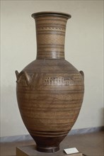 Geometric amphora