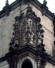 EXTERIOIR-ESQUINA-ESCUDO DEL MARQUES DE LA CONQUISTA
TRUJILLO, EXTERIOR
CACERES