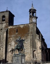 RUMSEY-HARRIMAN
MONUMENTO A PIZARRO
TRUJILLO, EXTERIOR
CACERES