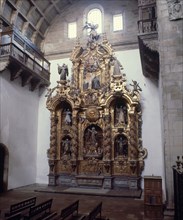 IGLESIA  RETABLO LATERAL
SANTIAGO DE COMPOSTELA, MONASTERIO DE SAN MARTIN PINARIO
CORUÑA