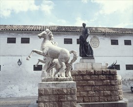 PLAZA DE STA MARINA-MONUMENTO A MANOLETE
CORDOBA, EXTERIOR
CORDOBA