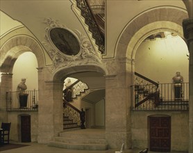 INTERIOR DEL HALL
VALENCIA, BANCO URQUIJO(PAL PEÑALBA
VALENCIA

This image is not downloadable.