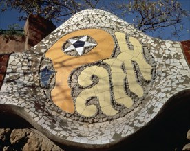 GAUDI ANTONI 1852-1926
CERAMICAS
BARCELONA, PARQUE GÜELL
BARCELONA