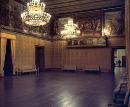 INTERIOR
VALLETTA LA, PALALACIO DE LOS GRANDES MAESTROS
MALTA

This image is not downloadable.