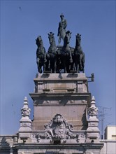 BASTERRA HIGINIO 1876/1957
EDIFICIO BANCO BILBAO CALLE ALCALA - CUADRIGA
MADRID, BANCO BILBAO