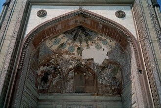 JAMI MASJID-PUERTA DE ENTRADA ESTE-AÑO 1571-ESTILO MOGOL
AGRA, FATEHPUR SIKRI
INDIA