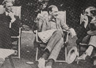 Bertrand Russell, John Maynard Keynes et Lytton Strachey, 1915